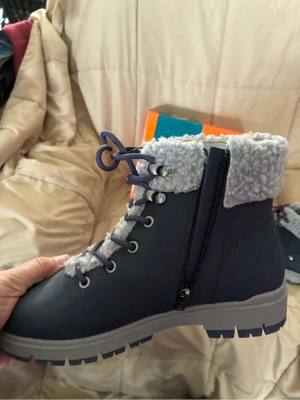 Sporto Navy Faux-Shearling Collar Hiking Boots Size 7